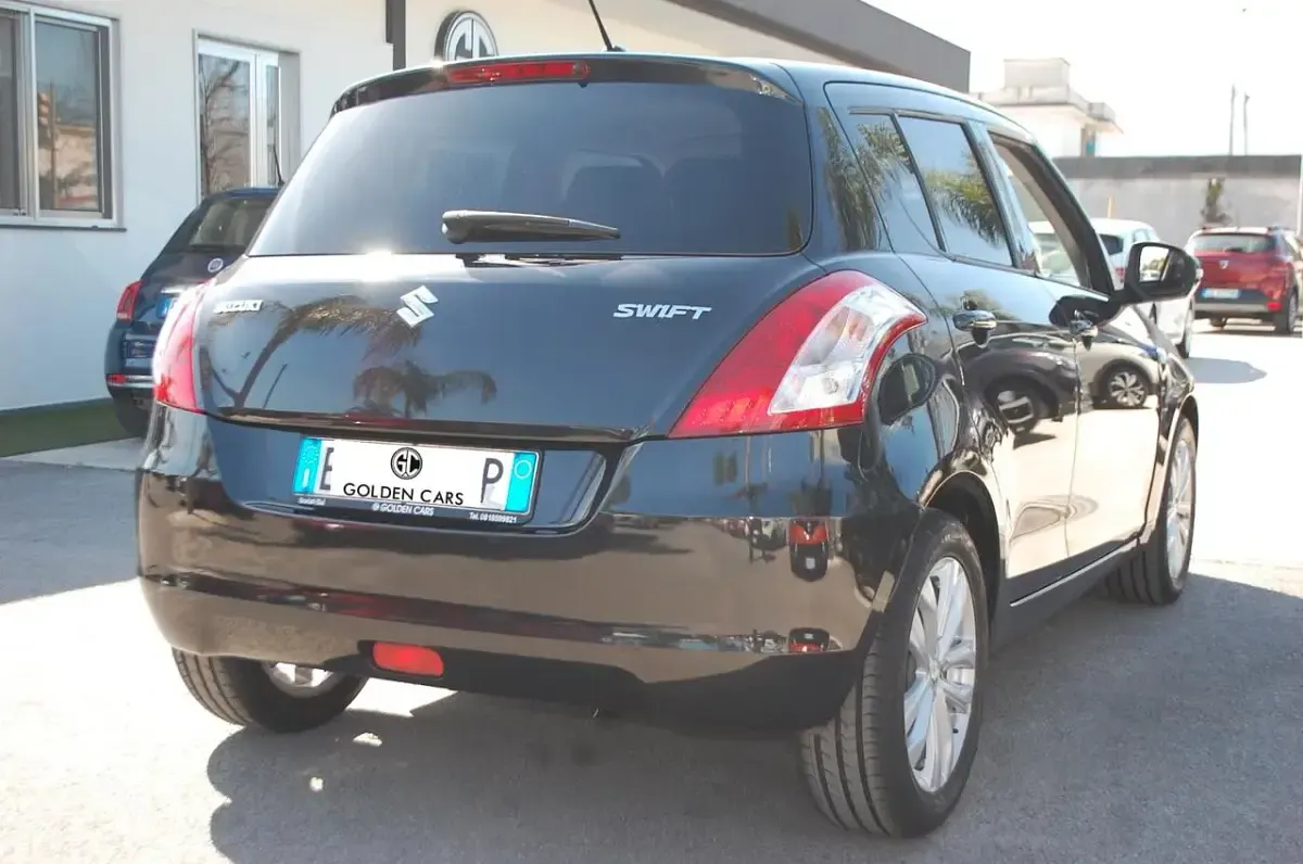 Usata Suzuki Swift 75 CV (55 kW) 2013 Nero Utilitaria