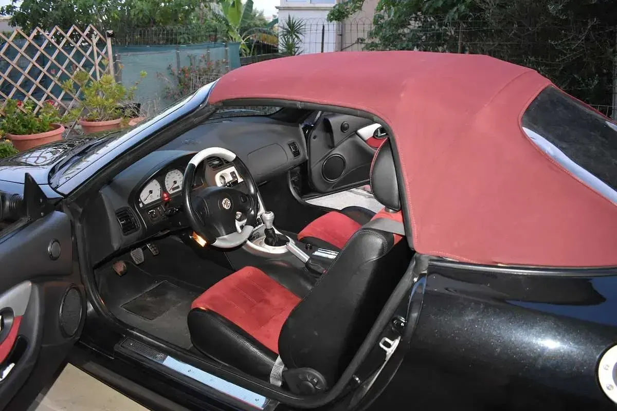 Usata MG TF 116 CV (85 kW) 2004 Cabrio