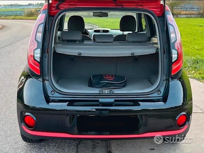 Usata Kia Soul EV 150 kW (204 CV) 2016 Nero SUV