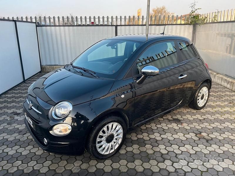 Nero Usata 2023 Fiat 500 Dolcevita Tre volumi | 12.860 € (Buon prezzo) - Immagine 1/4