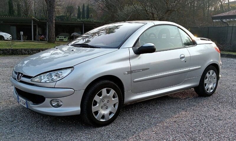 Usato 2005 Peugeot 206 CC 1.6 Benzin 109 CV (3.499 €)