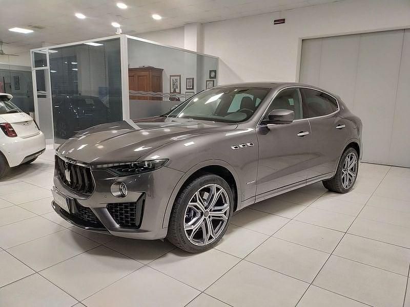 Usata Maserati Levante 430 CV (316 kW) 2020 Grigio scuro SUV