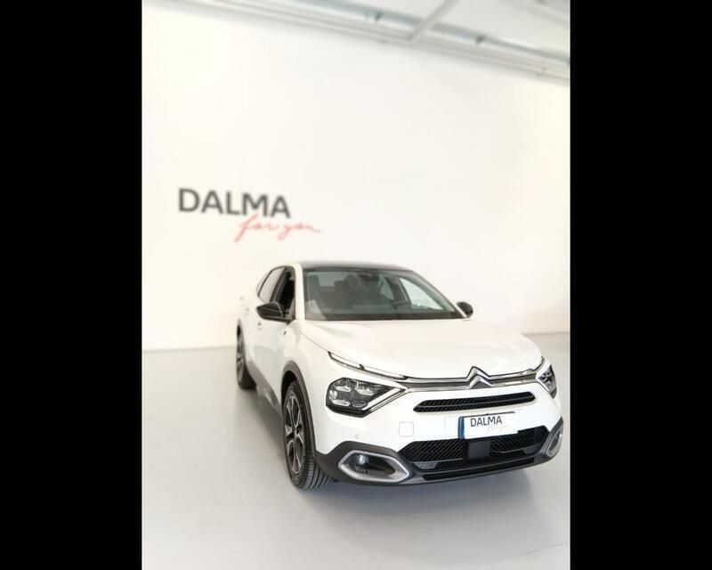 Usata Citroën e-C4 Shine 114 kW (156 CV) 2023 Bianco SUV