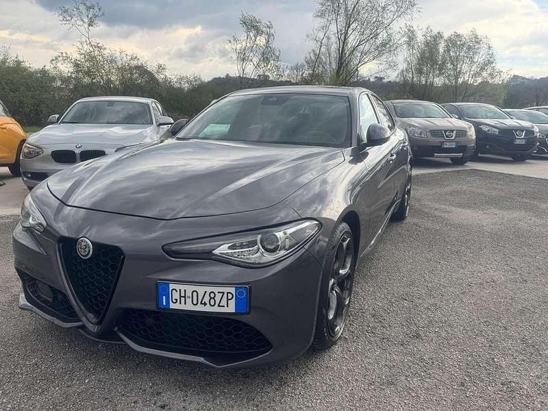 Begagnad Alfa Romeo Giulia Veloce 211 HK (155 kW) 2022 Grå Sedan