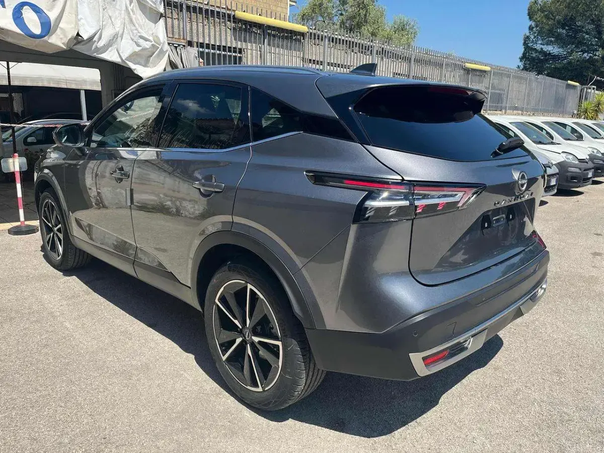 Nuova Nissan Qashqai Tekna+ 158 CV (116 kW) 2026 Vari colori SUV