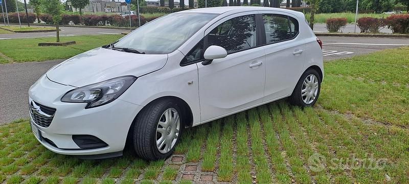 Bianco Usata 2016 Opel Corsa Tre volumi | 6900 € (Buon prezzo) - Immagine 1/4