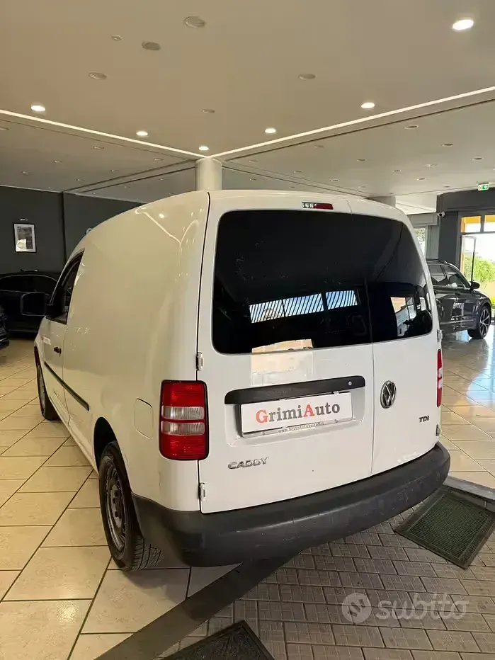 Usata VW Caddy Trendline 75 CV (55 kW) 2012 Bianco Monovolume