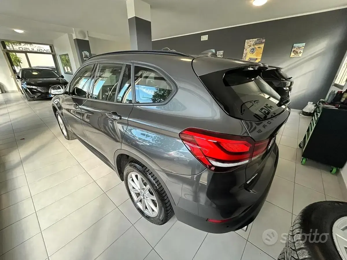 Usata BMW X1 Advantage 116 CV (85 kW) 2022 Grigio SUV