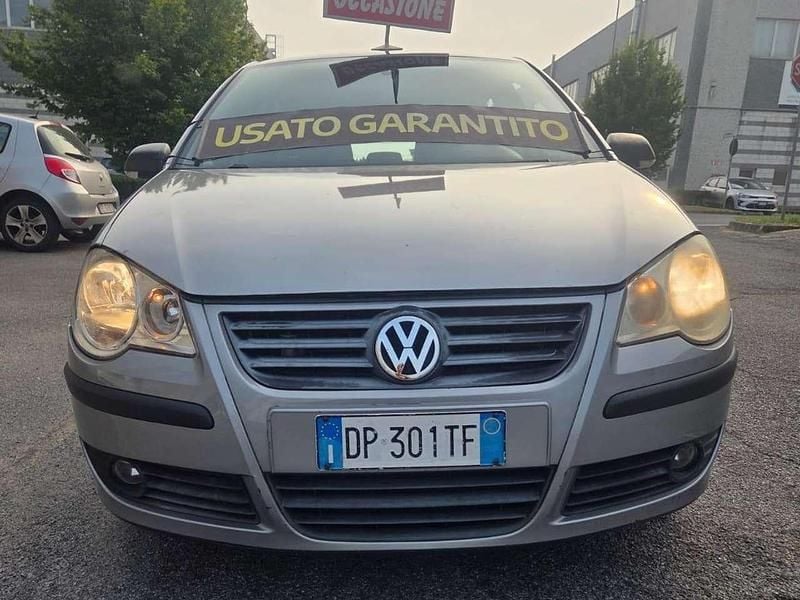 Usata VW Polo Comfortline 69 CV (50 kW) 2008 Argento Utilitaria