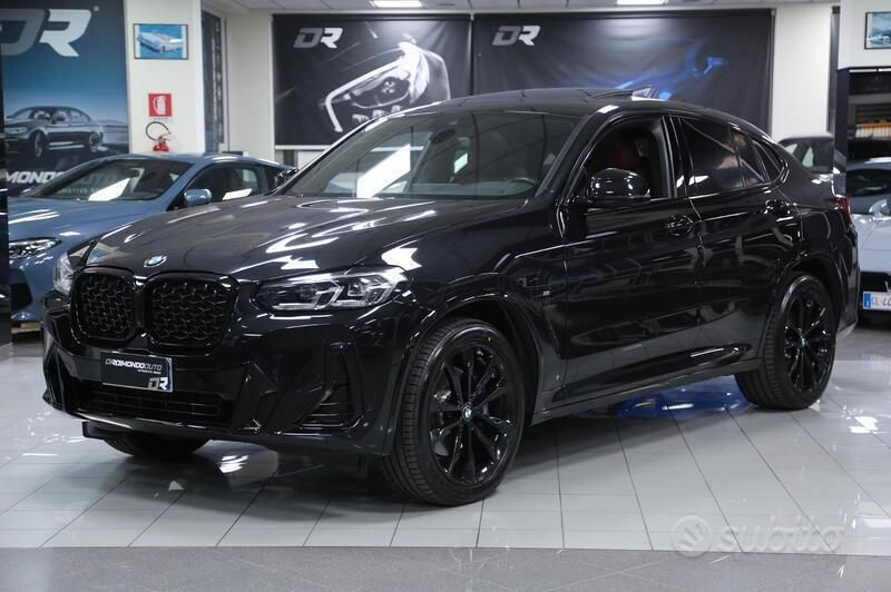 Nero Usata 2023 BMW X4 M Sport SUV | 53.900 € (Molto cara) - Immagine 1/4