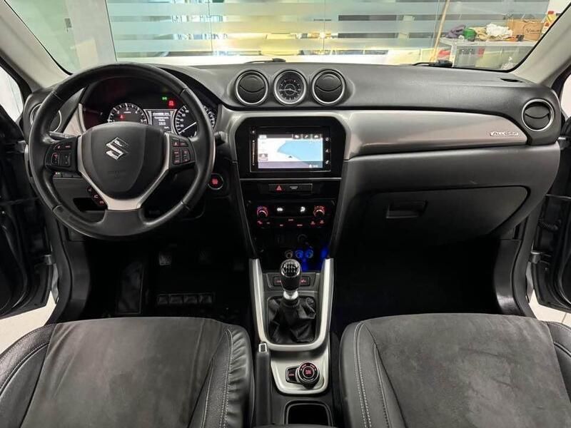 Usata Suzuki Vitara 120 CV (88 kW) 2015 Grigio SUV