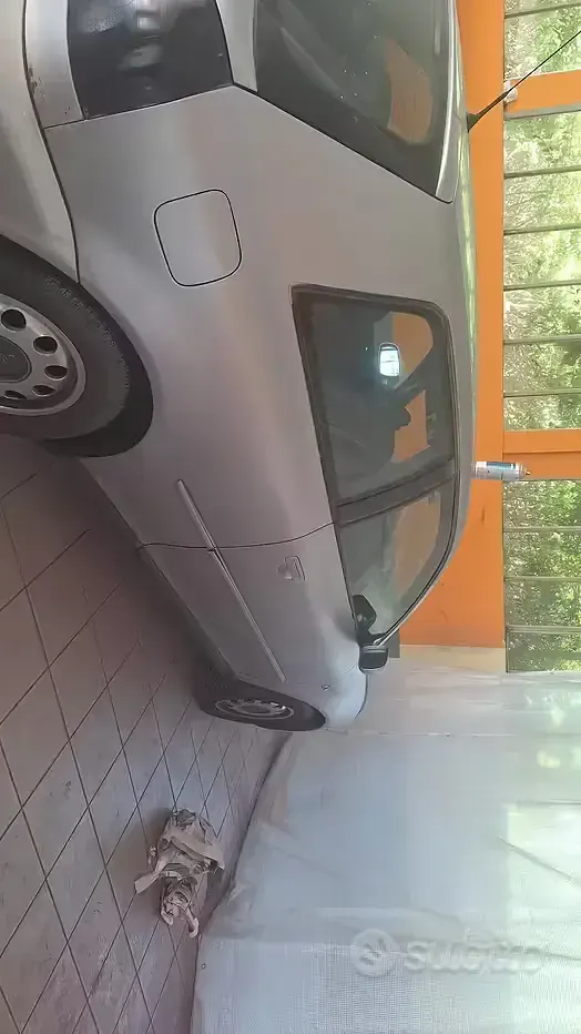 Usata Audi A3 101 CV (74 kW) 1997 Grigio Utilitaria