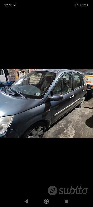 Usata Renault Mégane II 85 CV (62 kW) 2005 Grigio Utilitaria