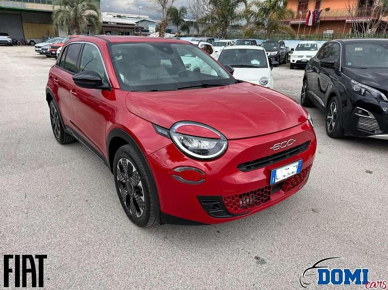 Usata Fiat 600 La Prima 101 CV (74 kW) 2024 Rosso SUV