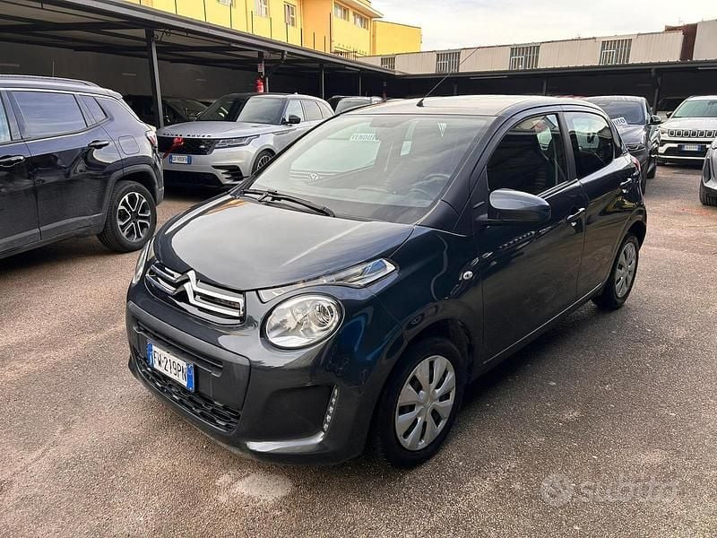 Grigio Usata 2019 Citroën C1 Feel Due volumi | 8900 € (Ottimo prezzo) - Immagine 1/4