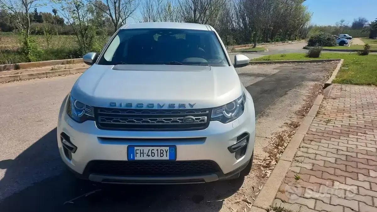 Usata Land Rover Discovery Sport 150 CV (110 kW) 2017 Grigio SUV