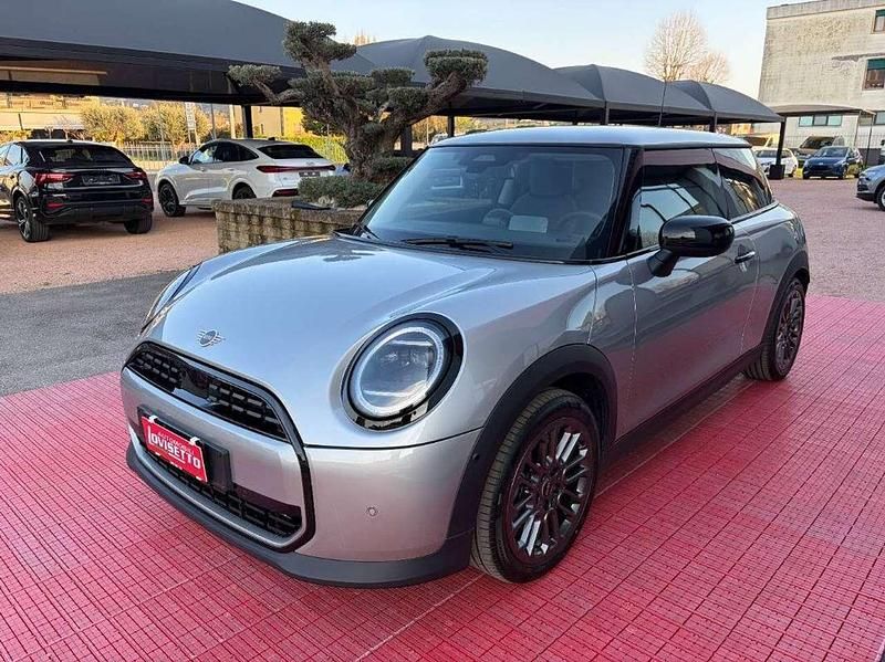 Usata Mini Cooper Classic 156 CV (114 kW) 2024 Argento Utilitaria