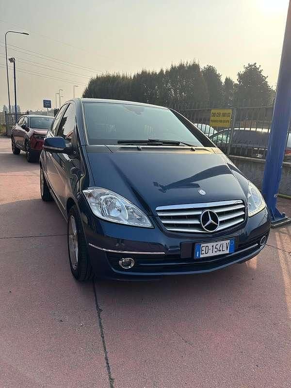 Usata 2008 Mercedes A150 Elegance Monovolume | 4150 € (Buon prezzo) - Immagine 1/4