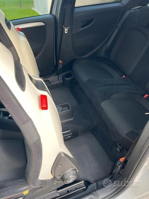 Usata Abarth Punto Evo 180 CV (132 kW) 2012 Grigio Utilitaria