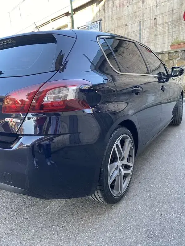 Usata Peugeot 308 Active 116 CV (85 kW) 2013 Berlina