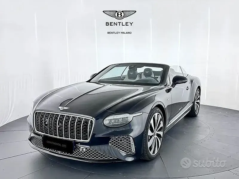 Nuova Bentley Continental 519 CV (381 kW) 2026 Blu Cabrio