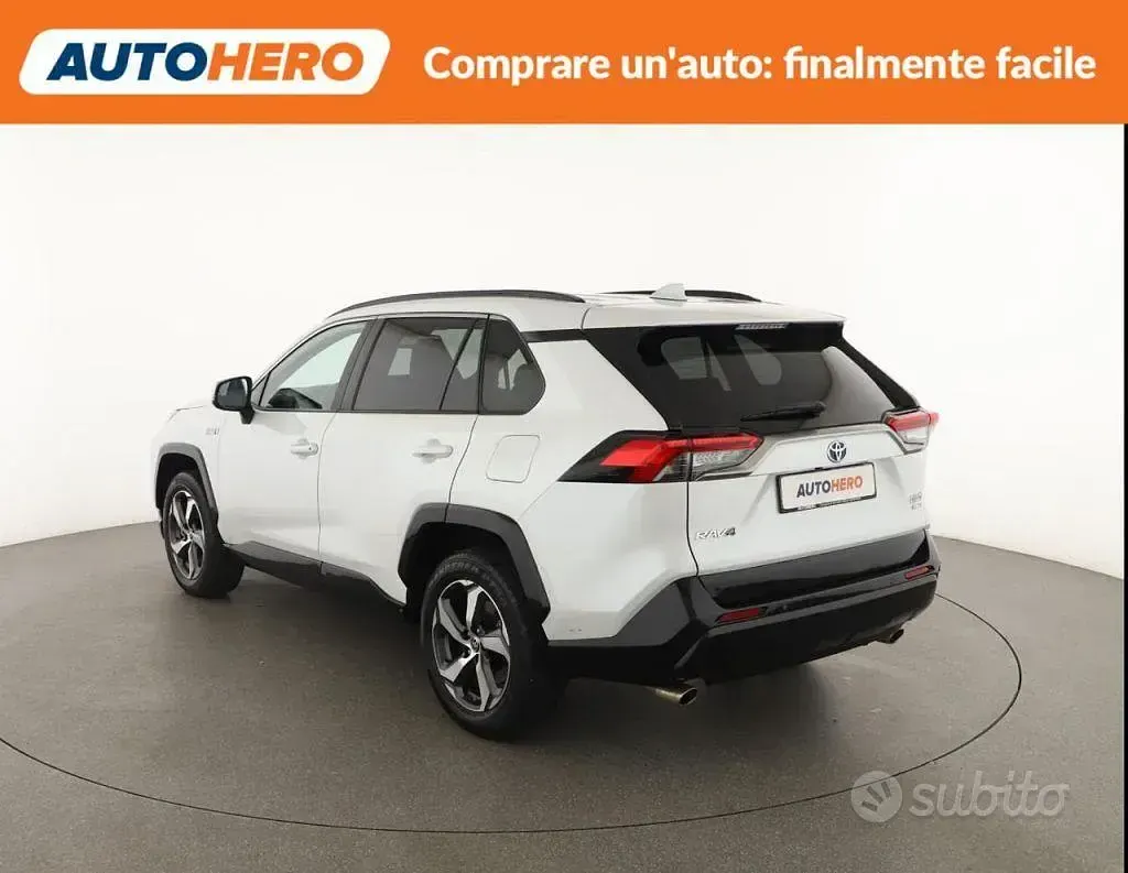 Usata Toyota RAV4 Hybrid 185 CV (136 kW) 2023 Bianco SUV