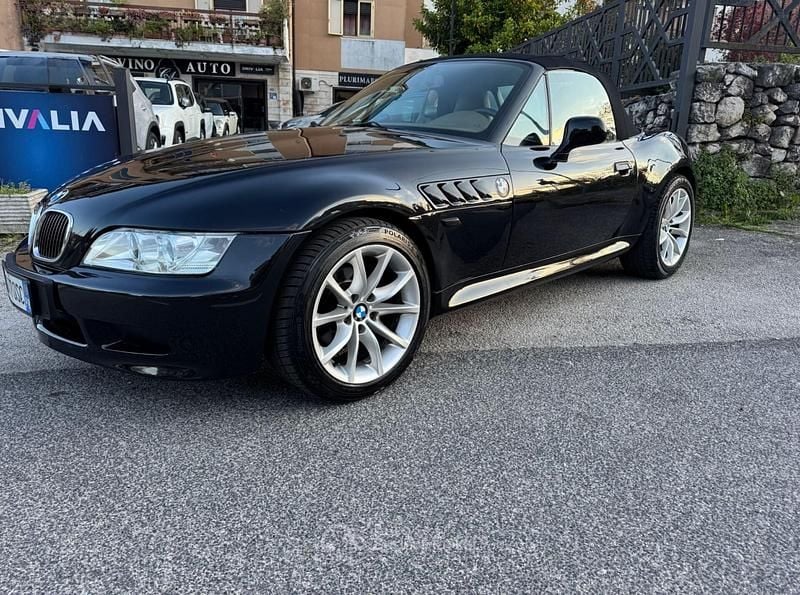 Usata BMW Z3 Efficient Dynamics 118 CV (86 kW) 2001 Nero Cabrio