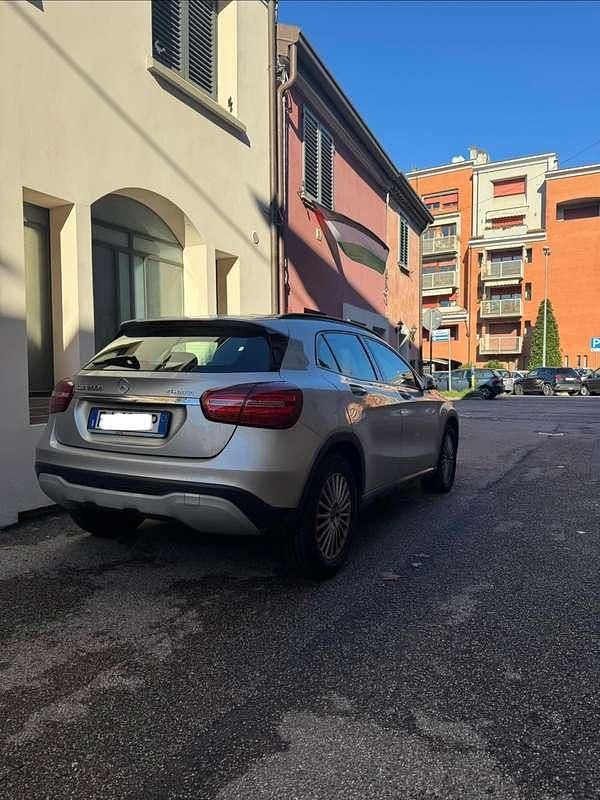 Usata Mercedes GLA200 Executive 136 CV (100 kW) 2017 SUV