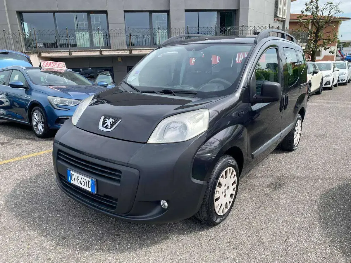 Usata Peugeot TePee Outdoor 68 CV (50 kW) 2009 Nero Station wagon