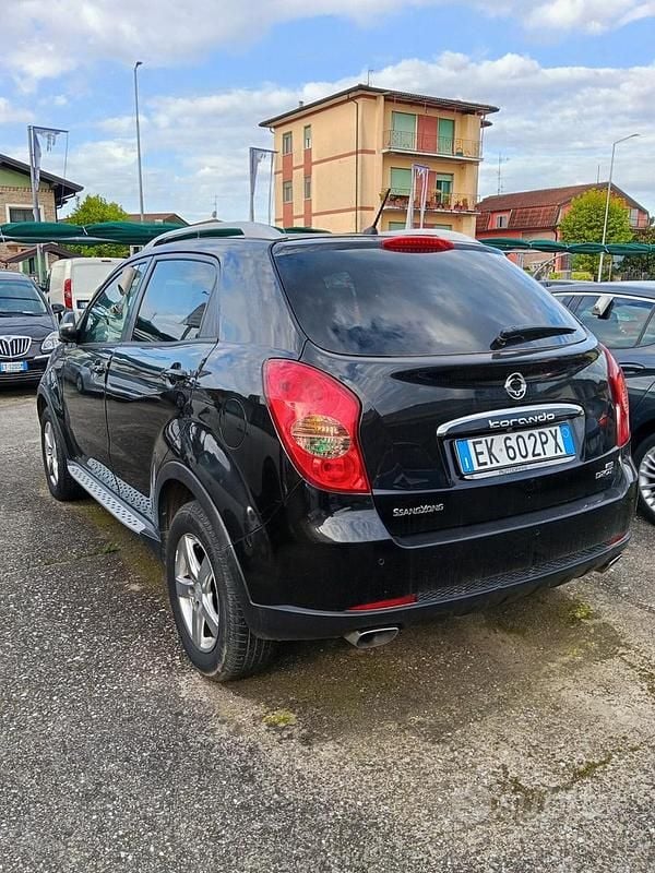 Usata SsangYong Korando 175 CV (128 kW) 2011 Nero Station wagon