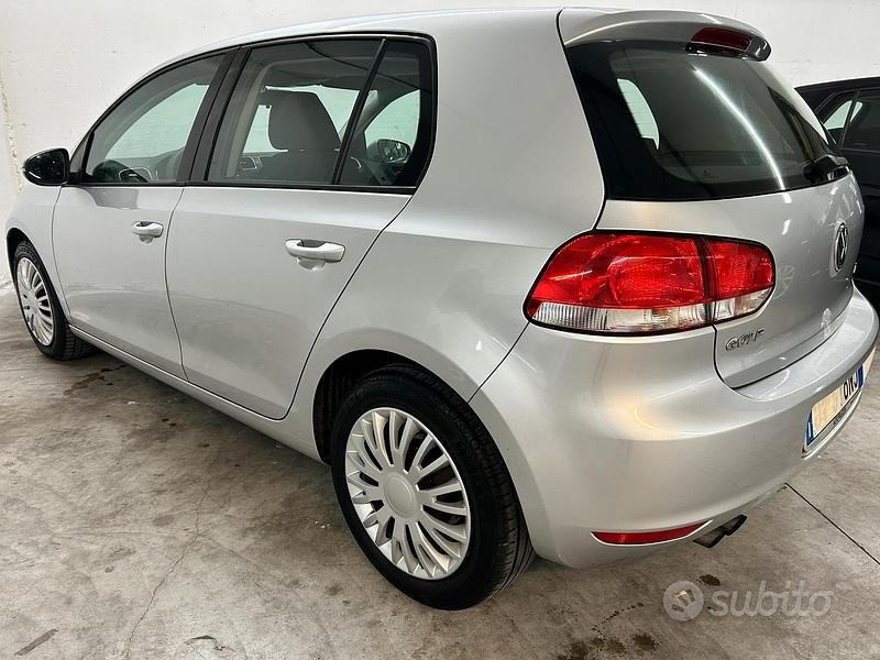 Usata VW Golf VI 122 CV (89 kW) 2009 Grigio Utilitaria
