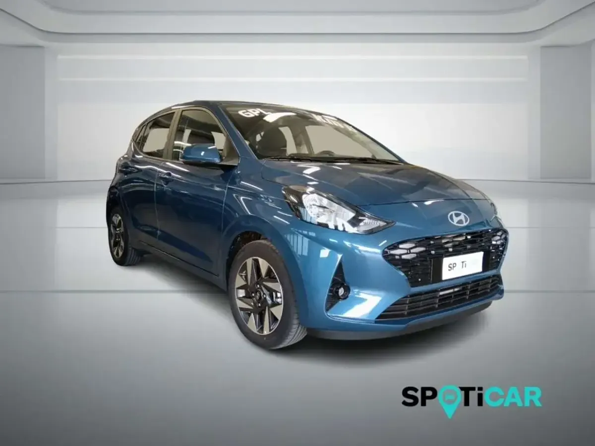 Nuova Hyundai i10 63 CV (46 kW) 2025 Vibrant blue pearl Utilitaria