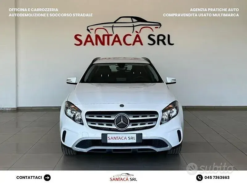 Usata Mercedes GLA200 Executive 136 CV (100 kW) 2019 Bianco SUV