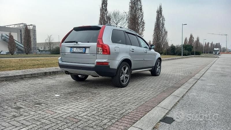 Usata Volvo XC90 185 CV (136 kW) 2007 Grigio SUV