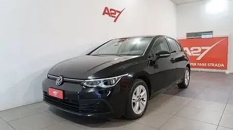 Usata VW Golf VIII Style 131 CV (96 kW) 2023 Grigio scuro Utilitaria