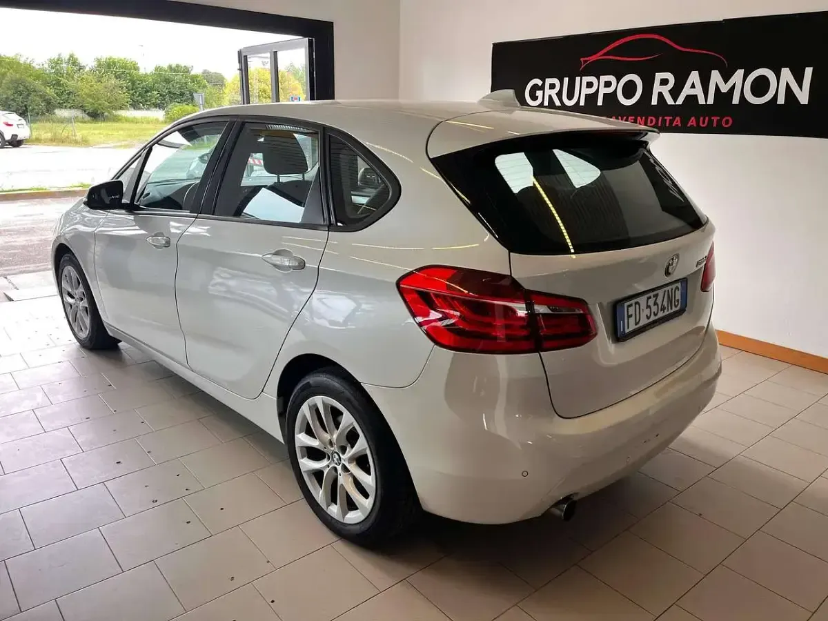 Usata BMW 218 Active Tourer Advantage 150 CV (110 kW) 2016 Other Monovolume