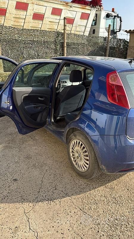 Usata Fiat Grande Punto 2007 Blu Utilitaria