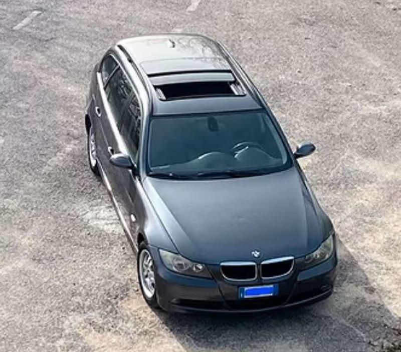 Usata BMW 318 122 CV (89 kW) 2007 Station wagon