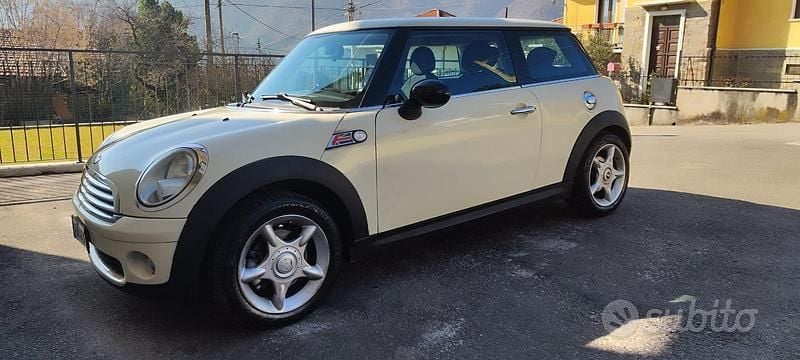 Usata Mini ONE 95 CV (69 kW) 2010 Utilitaria