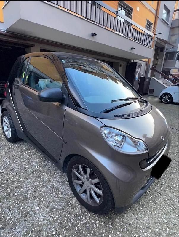 Usata Smart ForTwo Coupé 45 CV (33 kW) 2009 Marrone Coupé