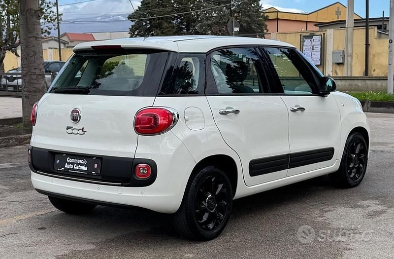Gebraucht Fiat 500L Pop Star 95 PS (69 kW) 2017 Weiß Van / Kleinbus