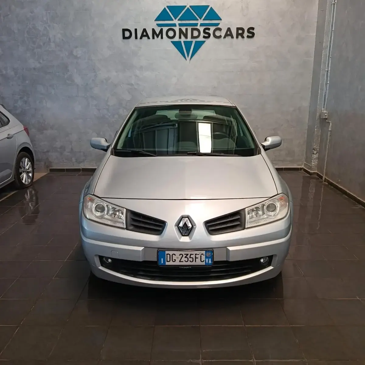 Usata Renault Mégane Dynamique 111 CV (81 kW) 2007 Argento Berlina