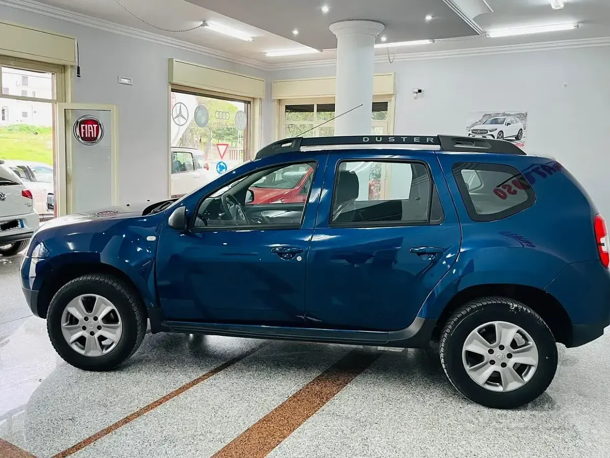 Usata Dacia Duster 110 CV (80 kW) 2016 Blu SUV