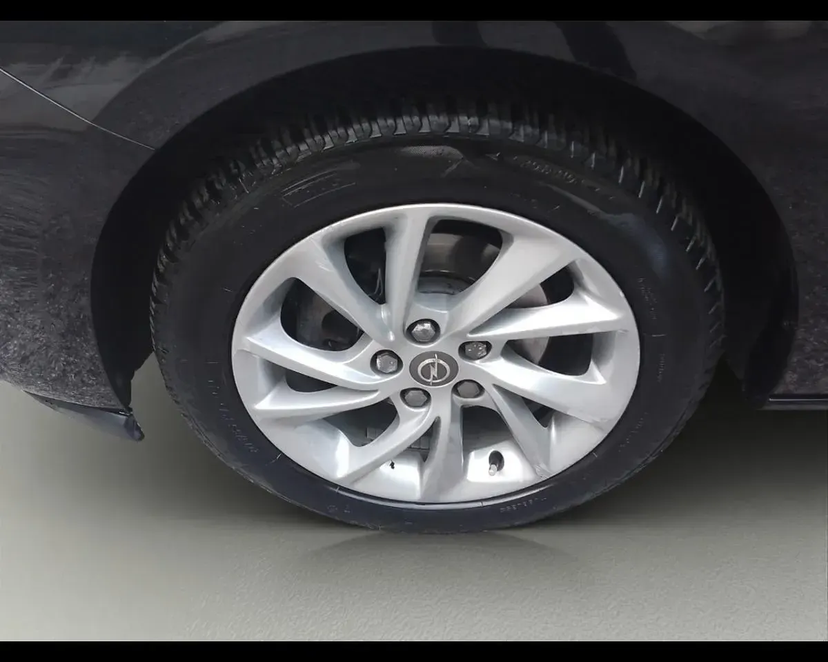 Usata Opel Astra 110 CV (80 kW) 2019 Nero Berlina