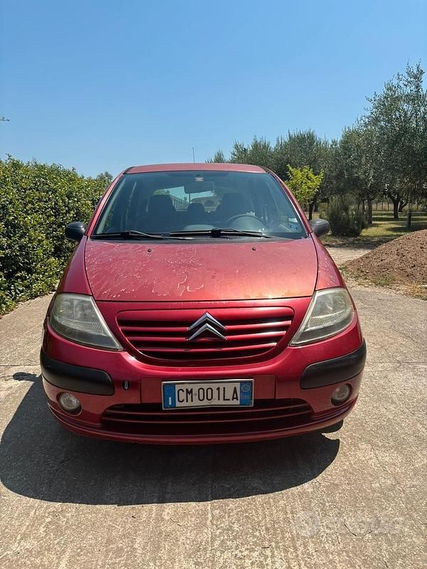 Usata 2004 Citroën C3 Elegance Due volumi | 1500 € (Ottimo prezzo) - Immagine 1/4