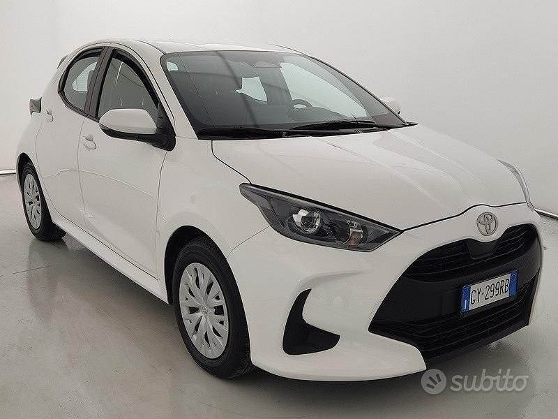 Usata Toyota Yaris Hybrid Active 2025 Bianco Berlina