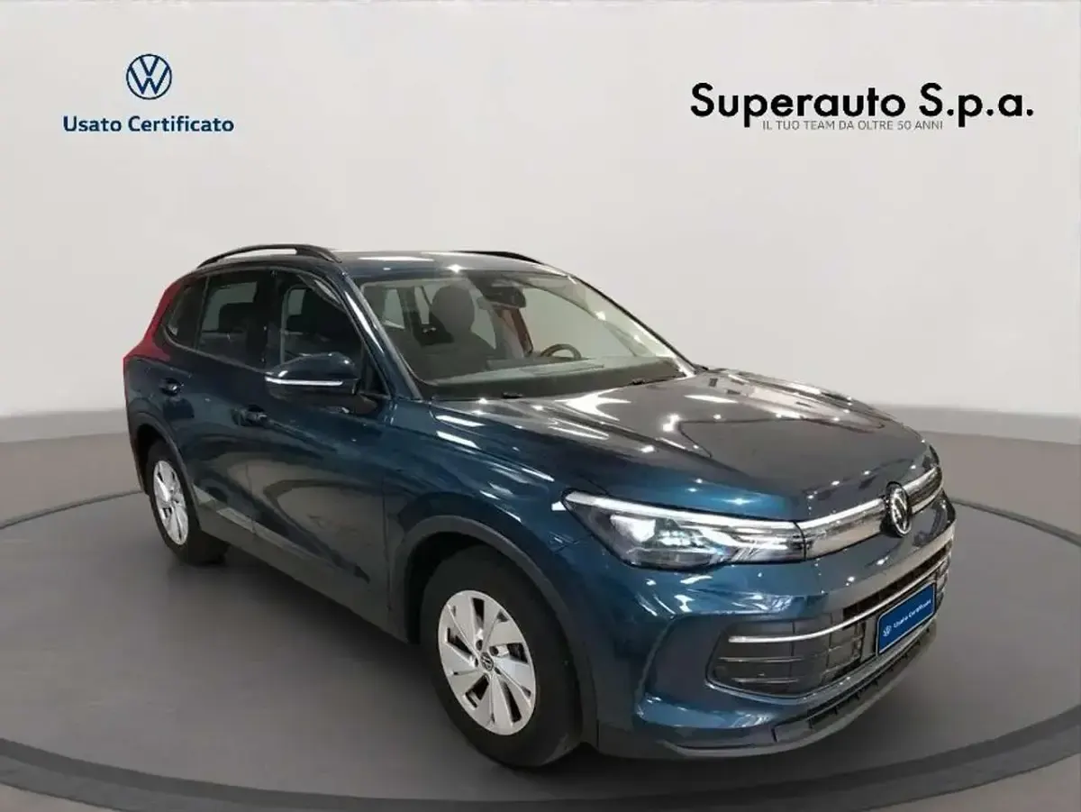 Usata VW Tiguan Life 150 CV (110 kW) 2025 Blu/azzurro SUV