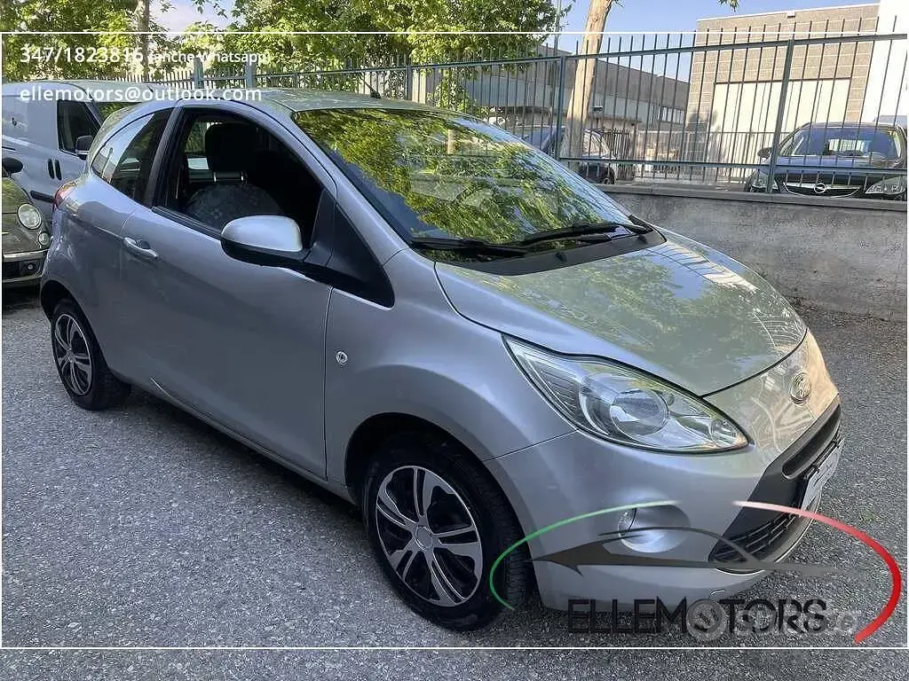 Usata Ford Ka Titanium 69 CV (50 kW) 2012 Argento Utilitaria