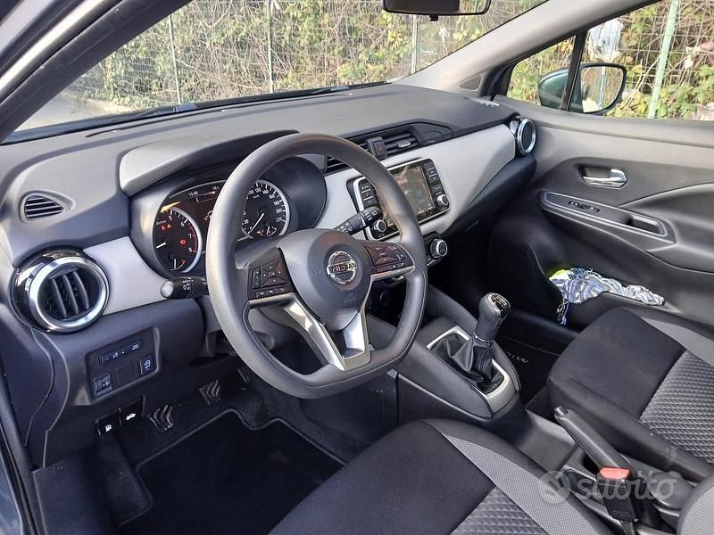 Usata Nissan Micra 92 CV (67 kW) 2021 Blu Utilitaria