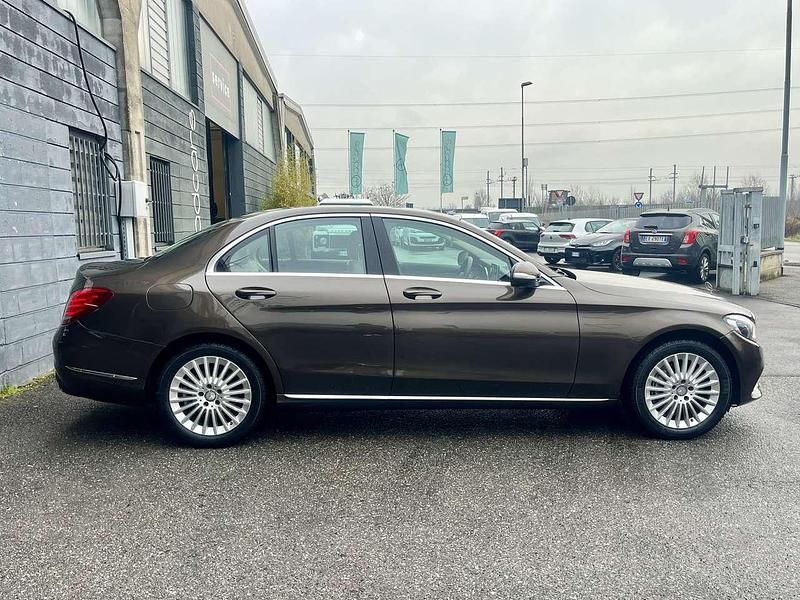 Usata Mercedes C250 204 CV (150 kW) 2015 Marrone Berlina